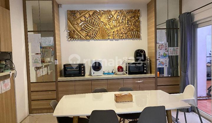 Rumah Hommy dalam Cluster Raffles Hills Cibubur, Jl. Alternatif Cibubur 1