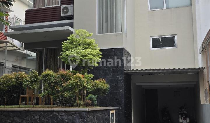 Rumah Hommy Boulevard Mahogany Residence Cibubur