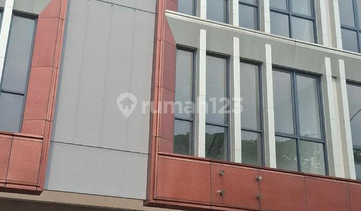 Ruko 3 Lantai Front Love Kota Wisata Cibubur,Cibubur