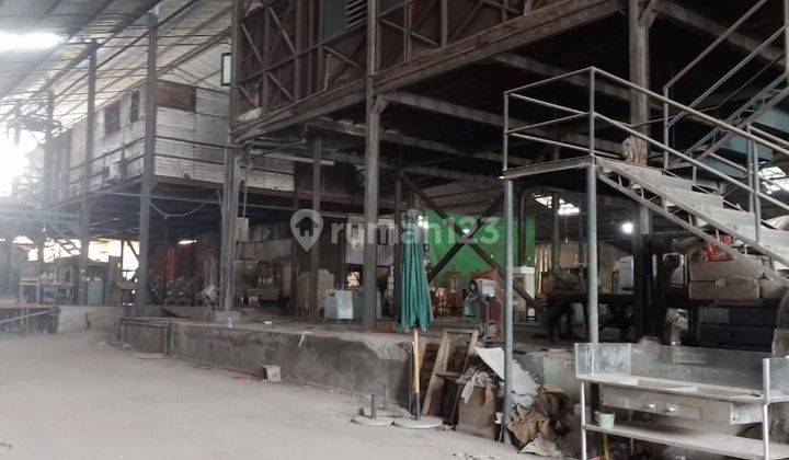 Gudang Di Jalan Raya Jepara NgabuL 7