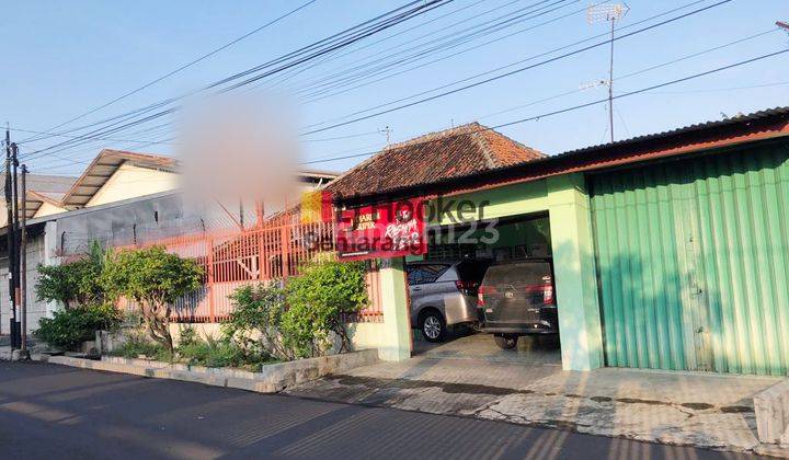 Bangunan Rumah Tua Cocok Untuk Usaha di Daerah Lamper 2