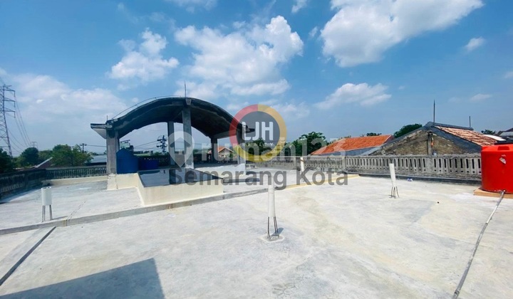 Bangunan untuk Usaha di Jalan Brigjend Sudiarto 2