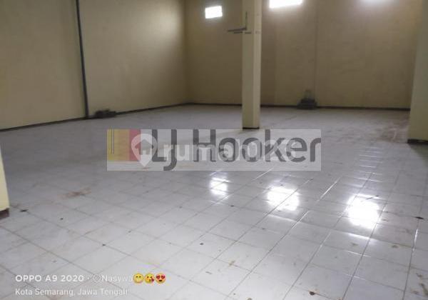 Rumah cocok untuk kantor dan gudang di Taman Hassanudin 2