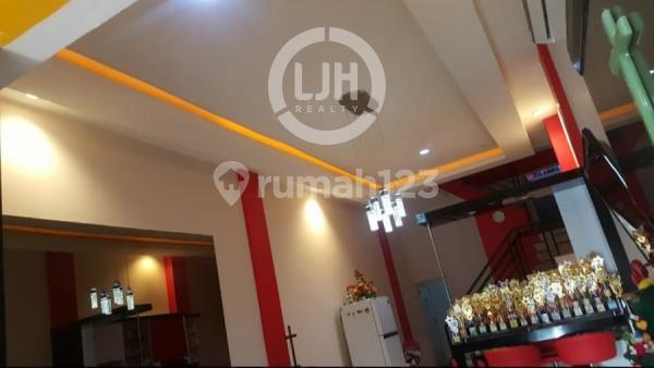 Ruko Bagus di Jalan Kartini 2