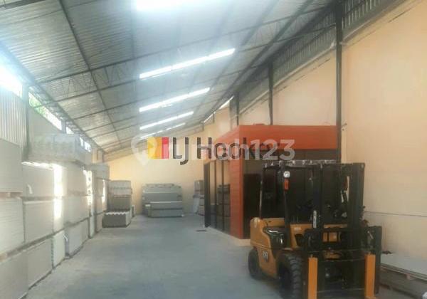 Ready-to-Use Warehouse on Majapahit Street 1