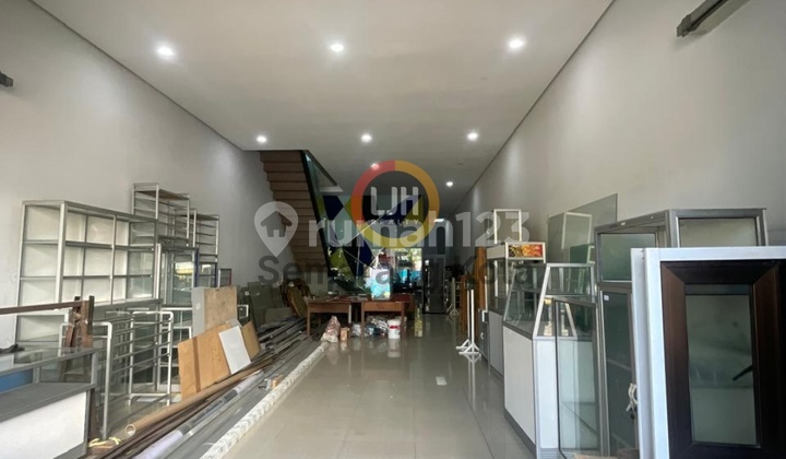 Ruko Mewah Di Jalan Mt Haryono 1