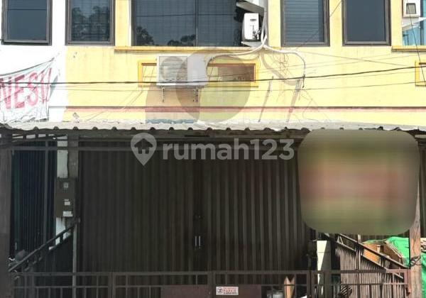 Ruko siap pakai di jalan Supriyadi 1