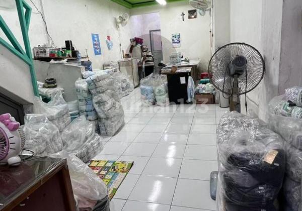 Ruko siap pakai di jalan MT Haryono 1