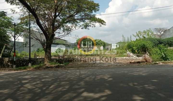 Plot in the Candi Industrial Area 1