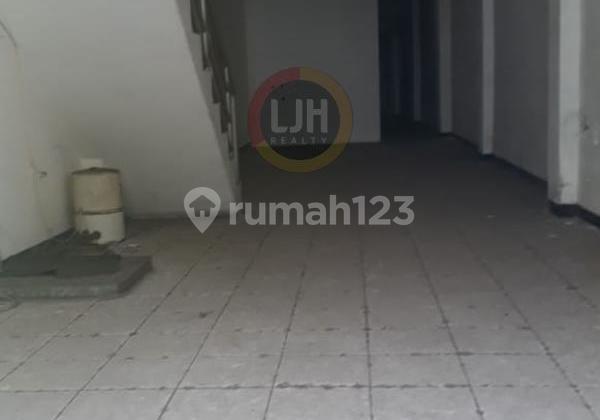 Ruko di jalan Pekojan 2