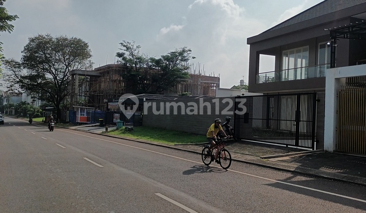 Rumah Besar Harga Menarik di Kota Wisata Cibubur 2