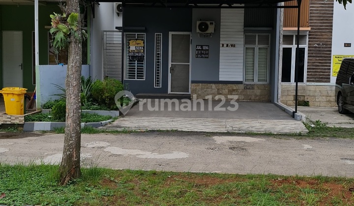 Nice 2-Story House for Rent in Karawaci Grand View, Comfortable, Safe, Quiet, Good. 2