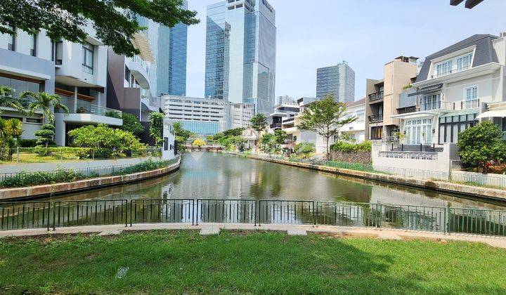 Sewa Rumah Pik 1 Hoek Bagus Nyaman Keren