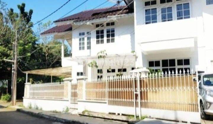 Rumah Di Hook 2 Lantai Di Taman Cirendeu Permai  Nur 1