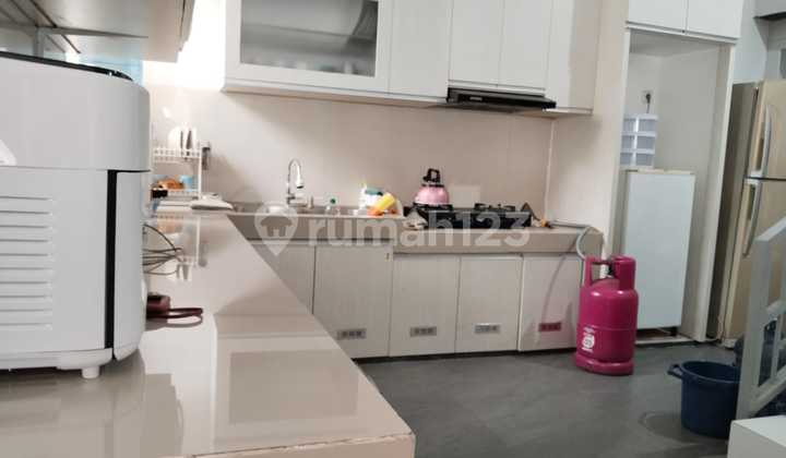 Rumah Hook Full Furnish Dkt Kampus Upi Di Setiabudi Kota Bandung. 2