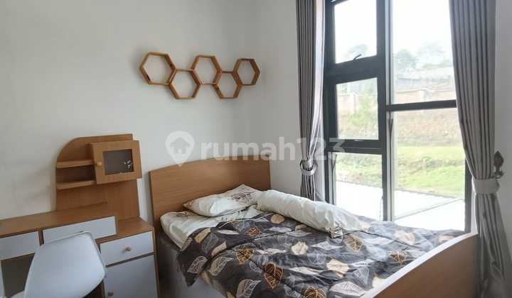 Rumah Ada Kolam Renang Dkt Stasiun Woosh Kcic Padalarang Bandung. 2