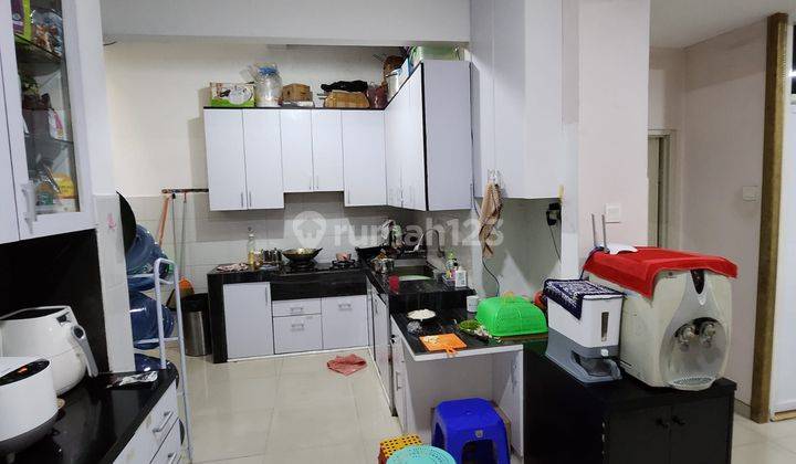 Rumah Siap Huni di Taman Palem Lestari Jakarta Barat Furnished