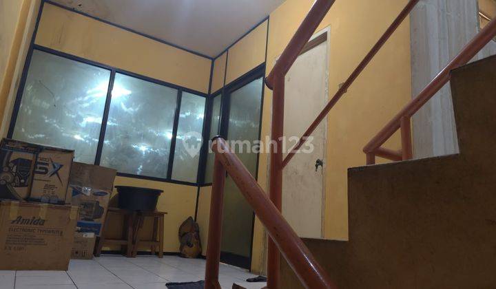 Ruko 3,5 Lantai Siap Pakai di Taman Palem Lestari Jakarta Barat  2