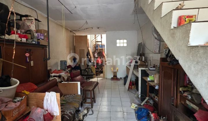 Ready-to-occupy house in Permata Taman Palem, West Jakarta, Strategic Location Ready-to-occupy house in Permata Taman Palem, West Jakarta, Strategic Location