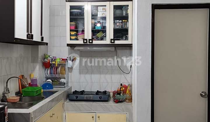 Rumah Hunian 2,5 Lantai di Taman Palem Lestari Cengkareng Jakarta Barat  2