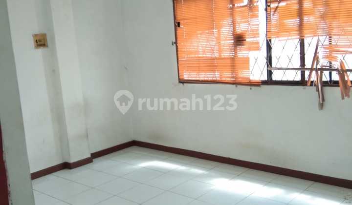 Rumah 3 Lantai di Cideng Jakarta Pusat Lokasi Strategis Nego  2