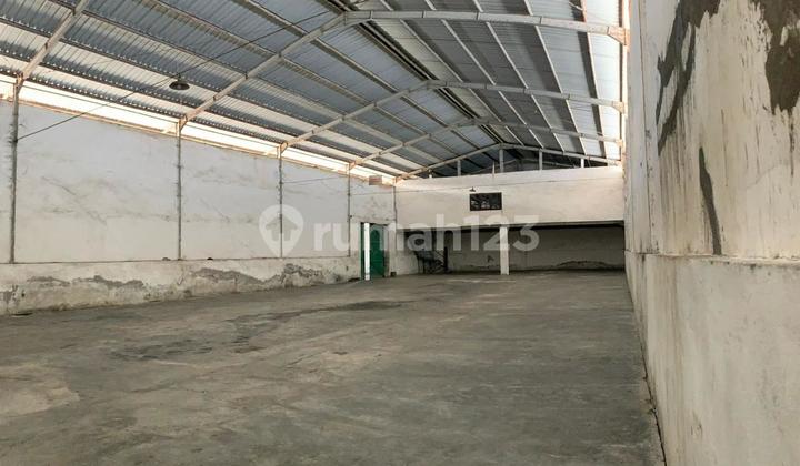 Gudang Sewa Murah Dengan Kantor 2 Lantai Di Jl Tol Lama Makassar