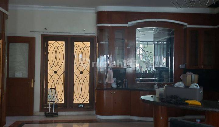 Rumah Mewah dgn Furnish  di Crysant Panakkukang 21