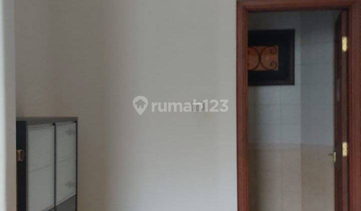 Rumah Mewah dgn Furnish  di Crysant Panakkukang 27