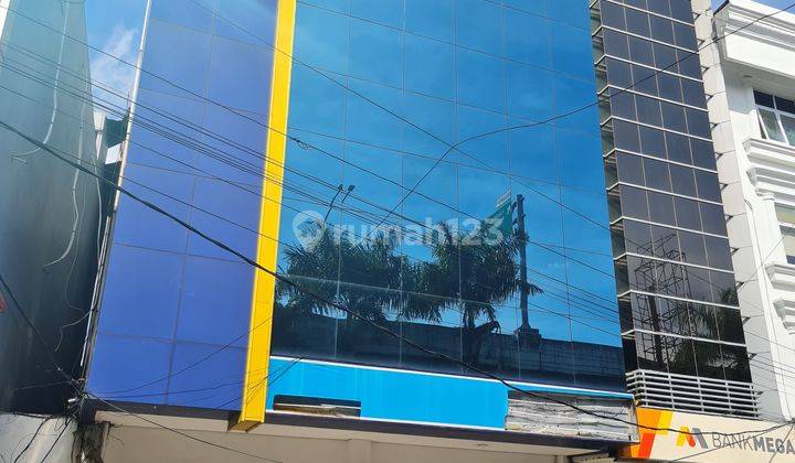 Ruko Sewa 4 lantai di Jl A.P Pettarani, Makassar