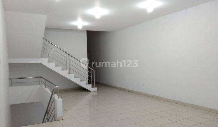 Ruko Sewa Siap Pakai di Jalur Ramai Gowa, di Jl KH Wahid Hasyim 8