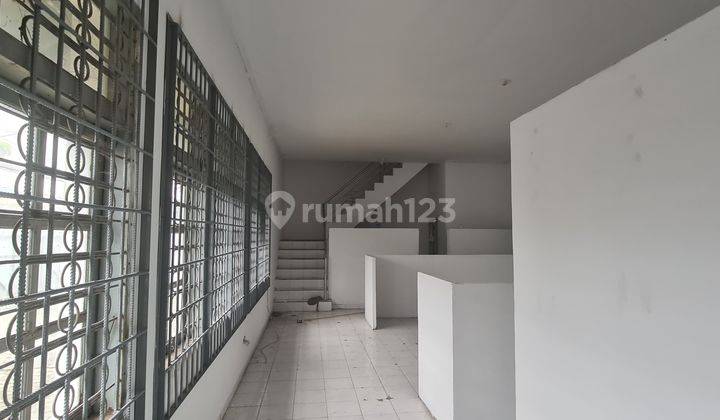 Gudang Dalam Kota dengan kantor 2 lantai di Jl Galangan Kapal 11