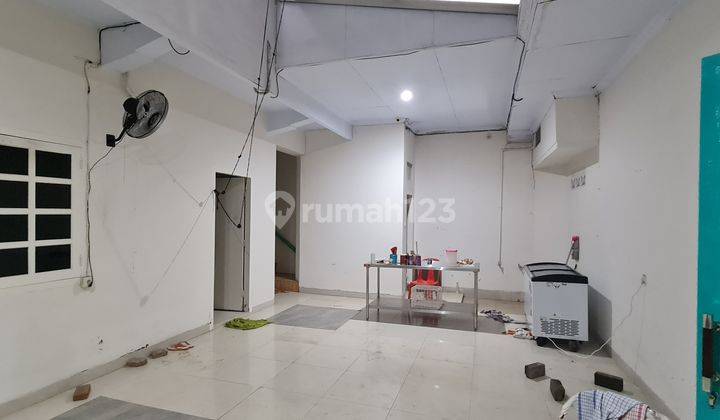Rumah 1.5 Lantai di area dalam kota  Makassar 12