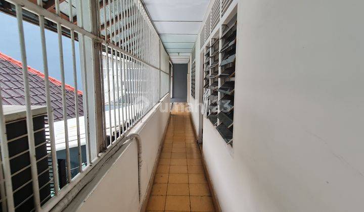 Rumah 1.5 Lantai di area dalam kota  Makassar 20