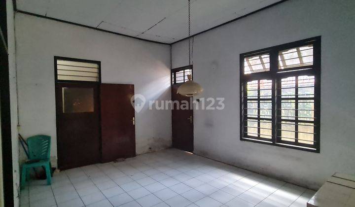 Rumah Tua di Tengah kota Makassar. Dekat coto gagak 6