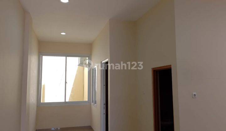 Rumah Sewa Murah 2 lt di depan SDH Tanjung Bunga, Makassar 5