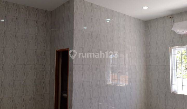 Rumah Sewa Murah 2 lt di depan SDH Tanjung Bunga, Makassar 6