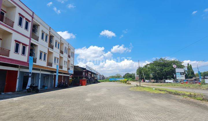 Ruko Baru dan strategis di Perintis Daya. Lebar 10 meter 5