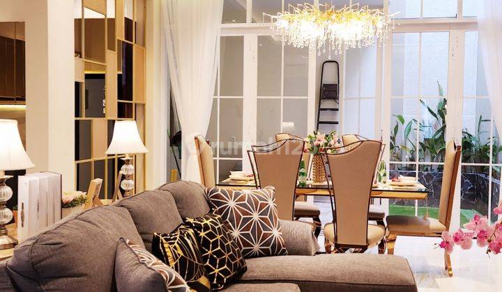 Rumah Mewah dengan Furnish Mewah di Cluster Raflesia. Dekat SDH 5