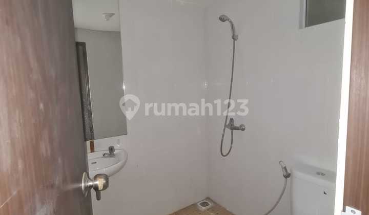 Dijual Cepat. Apartemen Royal 2 kamar tower C. Posisi sudut 3