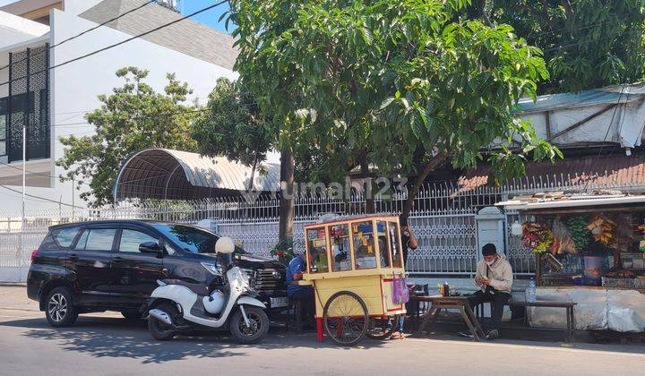 Rumah cocok buat Kafe atau Hotel di jl Mappanyukki  Makassar 2