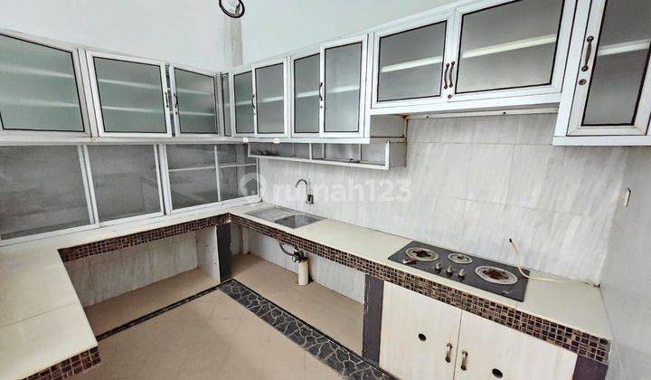 Rumah Sewa Mewah dengan Furnished di Dekat SDH, Tanjung Bunga 2