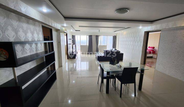 Royal Apartment Type 90 Penthouse Lantai 20 Panakkukang Makassar 1