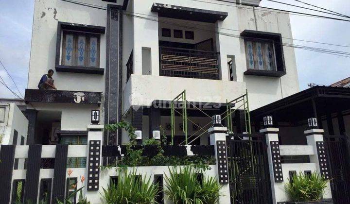 Jual Murah, Rumah Mewah 2 Lantai Di Jl Domba Makassar 1