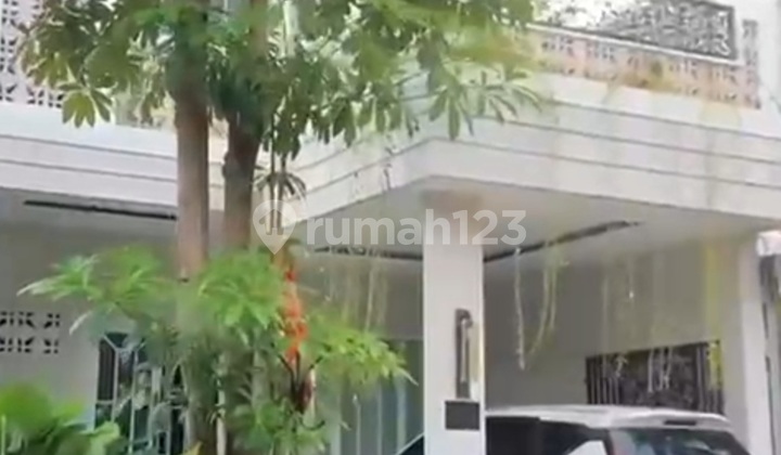 Rumah Murah 2 Lantai + Kolam Renang Di Taman Losari Tanjung Bunga