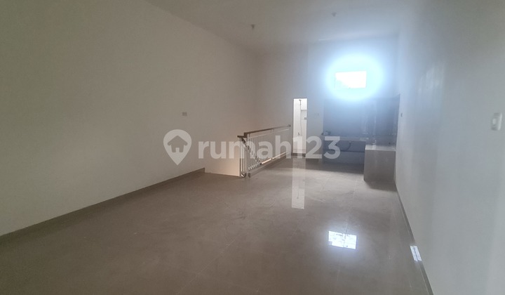 New 2-Story Shop House on Emmy Saelan Street, Makassar 2