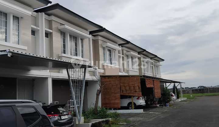 Affordable 2-Story House in The Mansion Tanjung Vunga, Makassar 2