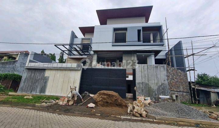 Dijual Rumah Mewah Di Jl. G Bromo Tanjung Bunga, Makassar 1