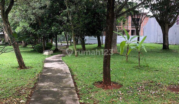 Kavling Huk Taman Lokasi Bagus Dekat Gate Dan Sport Club 2