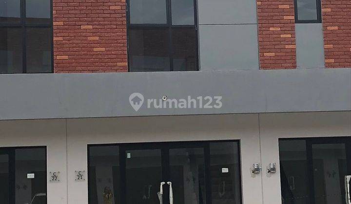 di Yc Hub, Tangerang
