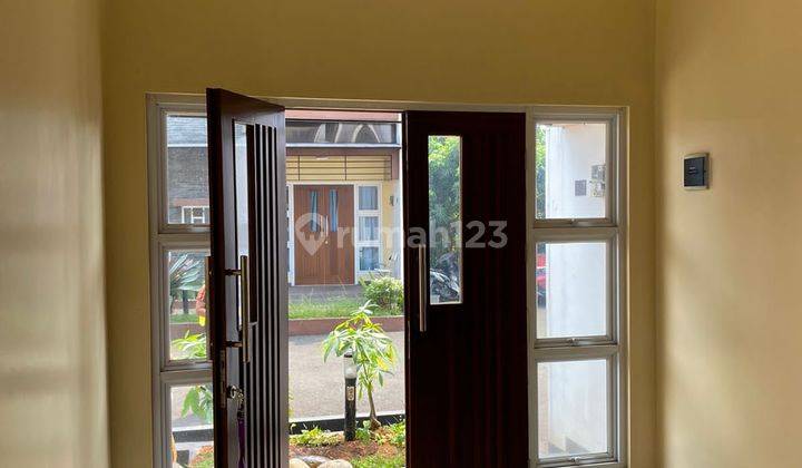 Rumah Cantik grand Epainos Pamulang Sudah 2 Lantai Rapih Siap Masuk Sudah Cat Ulang  2